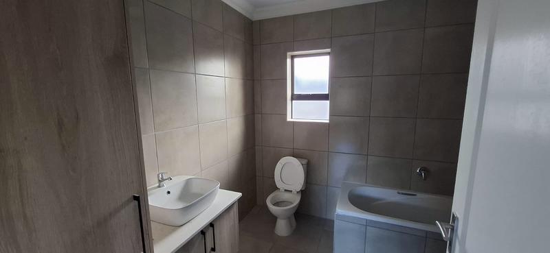 3 Bedroom Property for Sale in Island View Western Cape